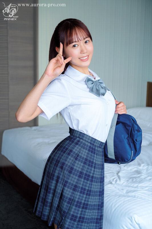 เอวี18+
